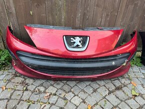 Přední nárazník z vozu Peugeot 207 - 11
