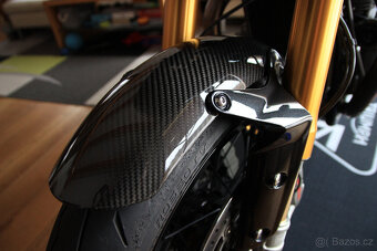 TRIUMPH THRUXTON TFC - 11