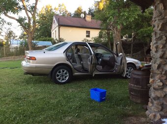 Toyota Camry - 11