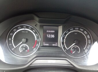 Škoda Octavia 3 RS 2.0Tdi 135kw manuál - 11