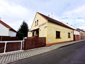 Rodinný dům v centru Staňkova s investičním potenciálem - 11