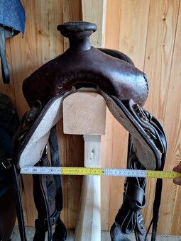 Prodám westernové sedlo 16" - 11