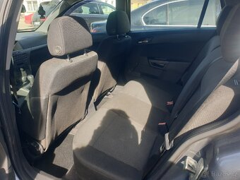 Opel Astra, 1.6i, 77kW, BEZ KOROZE - 11