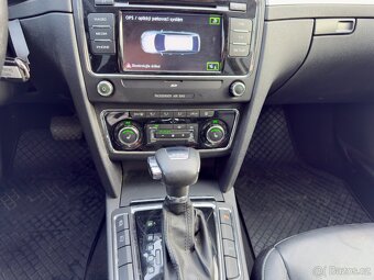 Škoda Superb 2.0TDI DSG 2011 ELEGANCE - 11