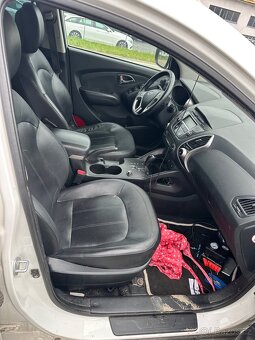 Hyundai ix35 2.0 4x4 NEJLEVNĚJŠÍ V ČR - 11