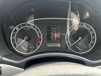 Škoda Octavia 2 RS kombi facelift 2.0 TDI– STK 07/2026 - 11
