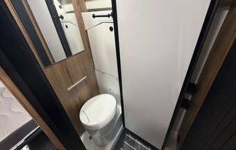 Karmann DEXTER 560 4x4 model 2026 4/26 - 11