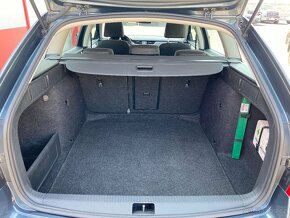 ŠKODA OCTAVIA 1,6 TDI 85KW DSG STYLE COMBI / 2018 - 11