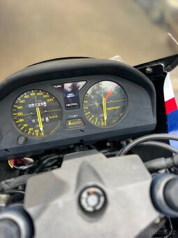 Honda vf 500 v four - 11