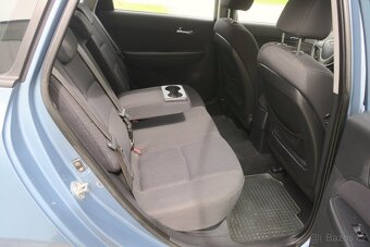 HYUNDAI I30 SW 1.6 16V, KLIMA, TAŽNÉ - 11