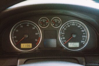 Volkswagen Passat B5.5 2.0i 85 kW | DOVOZ DE - 11