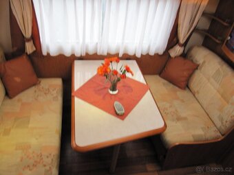 Prodám karavan Hobby 410 sfe,r.v.2007 + mover, markýza ,stan - 11