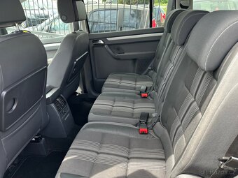 Volkswagen Touran 1.4TSi DSG,NAVI, GARANCE KM - 11