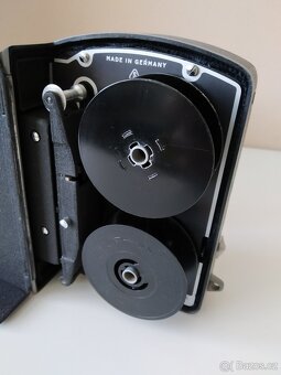 Stará ruční kamera-Zeiss Jena - 11