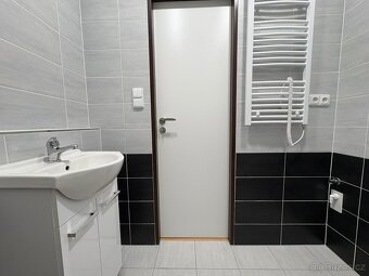 Byt 1+1 po rekonstrukci, ul. Jiráskova, Chomutov - 11