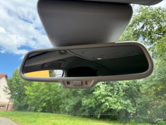 AUDI A6 AVANT 2,0 TDI, 130 kW, DRUHÁ SADA ALUKOLA AUDI NAVÍC - 11