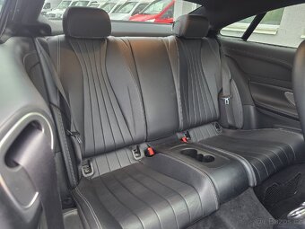Mercedes-Benz Třídy E E220CDI 4-MATIC AMG Panorama - 11