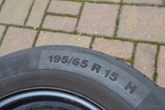 Kola Škoda Octavia II, VW 5x112 + letní pneu 195/65R15 Cont. - 11