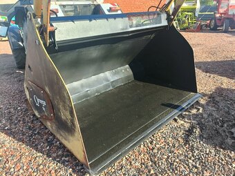 2010 2,4m 3m3 Lžice vykusovač EMILY OMEGA (video) - 11