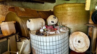 NEREZOVÉ - KAMENINOVÉ - PLASTOVÉ - NÁDOBY - 1000L - 6000L - 11