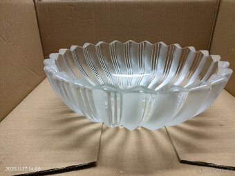 Skleněná mísa - 11