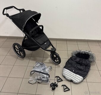 Thule Urban Hlide 2 All Black 2023 s vybavou - 11