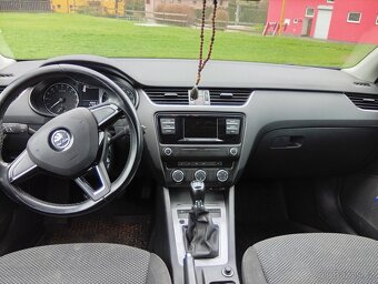 Prodám škoda Octavia 3 combi 1.6 TDI 66kw, rok 11/2016 - 11