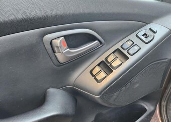 Hyundai ix35 1.6-NOVÁ SPOJKA-ZACHOVALÝ VŮZ - 11