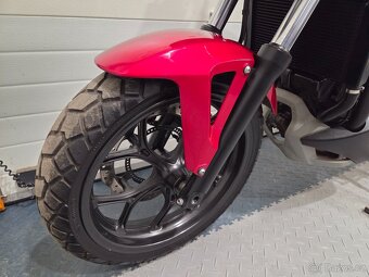 Honda NC 750 X - ABS - 19 tis km - 11
