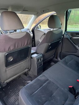 Volkswagen Tiguan 2.0 - 11