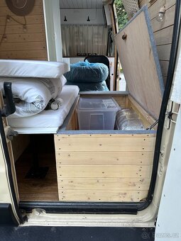 Obytná dodávka Peugeot Boxer, tempomat, solar, super stav - 11