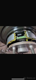 Dodge ram 1500 5.7 Hemi 4x4 - 11