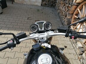 BMW R nineT - 11