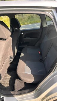Prodám Ford Fiesta 1.3i - 11