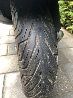 Vespa GTS 300, 2017, lehce poškozena - 11