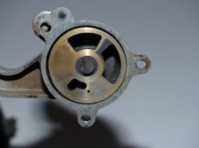 Náhradní díly - 11