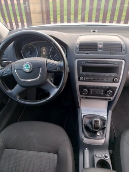 Škoda Octavia II 2.0 Tdi 103 KW ELEGANCE 2012 207 tkm - 11