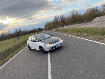 Honda Civic 6G - 11
