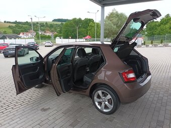 Škoda Fabia 1,2 TSI,66KW,NAVI,VÝHŘEV, - 11