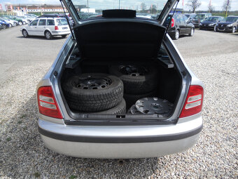 Škoda Octavia 1.6MPi 75Kw Tour - 11