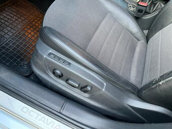 Škoda Octavia Combi 1.6 TDI Elegance - 11