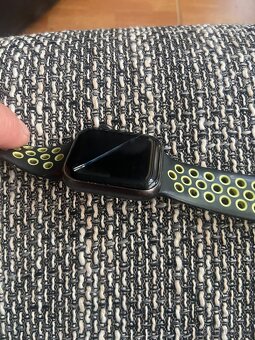 Apple Watch SE 40 mm Cellular Midnight - 11