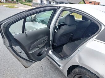 Chevrolet Cruze 1.8, 104kw, 1.majitel, 07/2012 - 11
