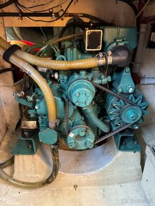 Kajutová plachetnice C&C30 - 11