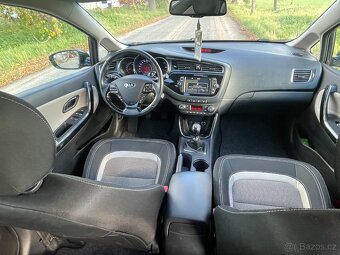 KIA CEED SPOTR SW 1.6i-16v 99kw KOUPENO V CZ - 11