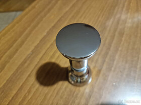 Madla ke sprchovým dveřím - 11