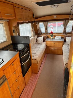 Plně soběstačný karavan FLEETWOOD SONATA MELODY - 11