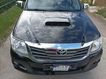 toyota Hilux 3.0  4x4 - 11