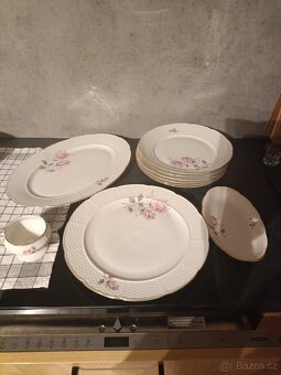 Starožitné sklo a porcelán - 11