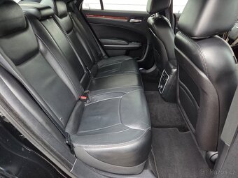 Chrysler 300C, 3.6i V6 Automat - 11